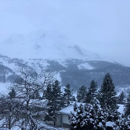 Grand Pour 10 Avec Vue Magnifique Sur Les Pistes Et Les Montagnes A 10mn A Pied Des Pistes *